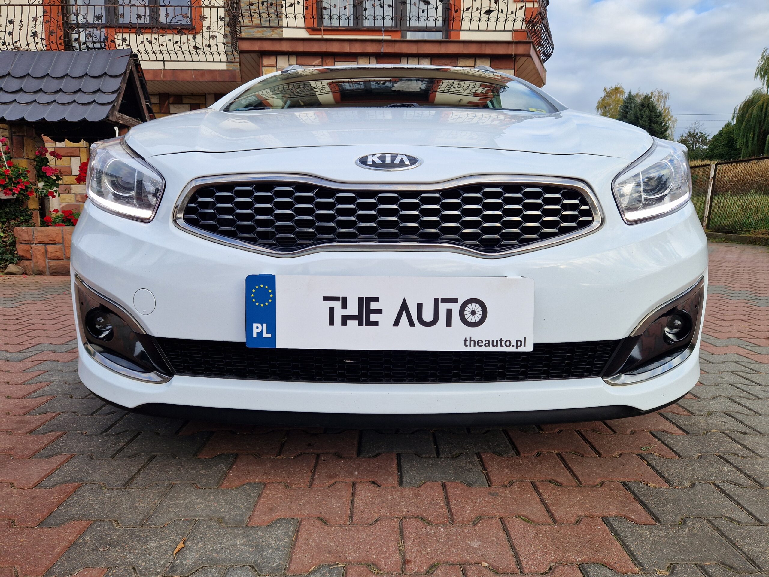 Kia Ceed 1.4 kombi BARDZO ŁADNA ZADBANA BEZWYPADKOWA SALON PL